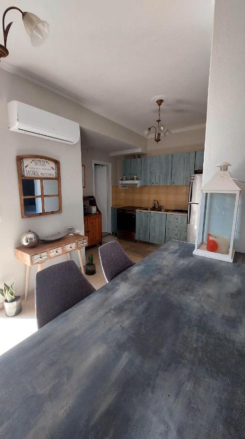 Alex Apartment ペラマ エクステリア 写真