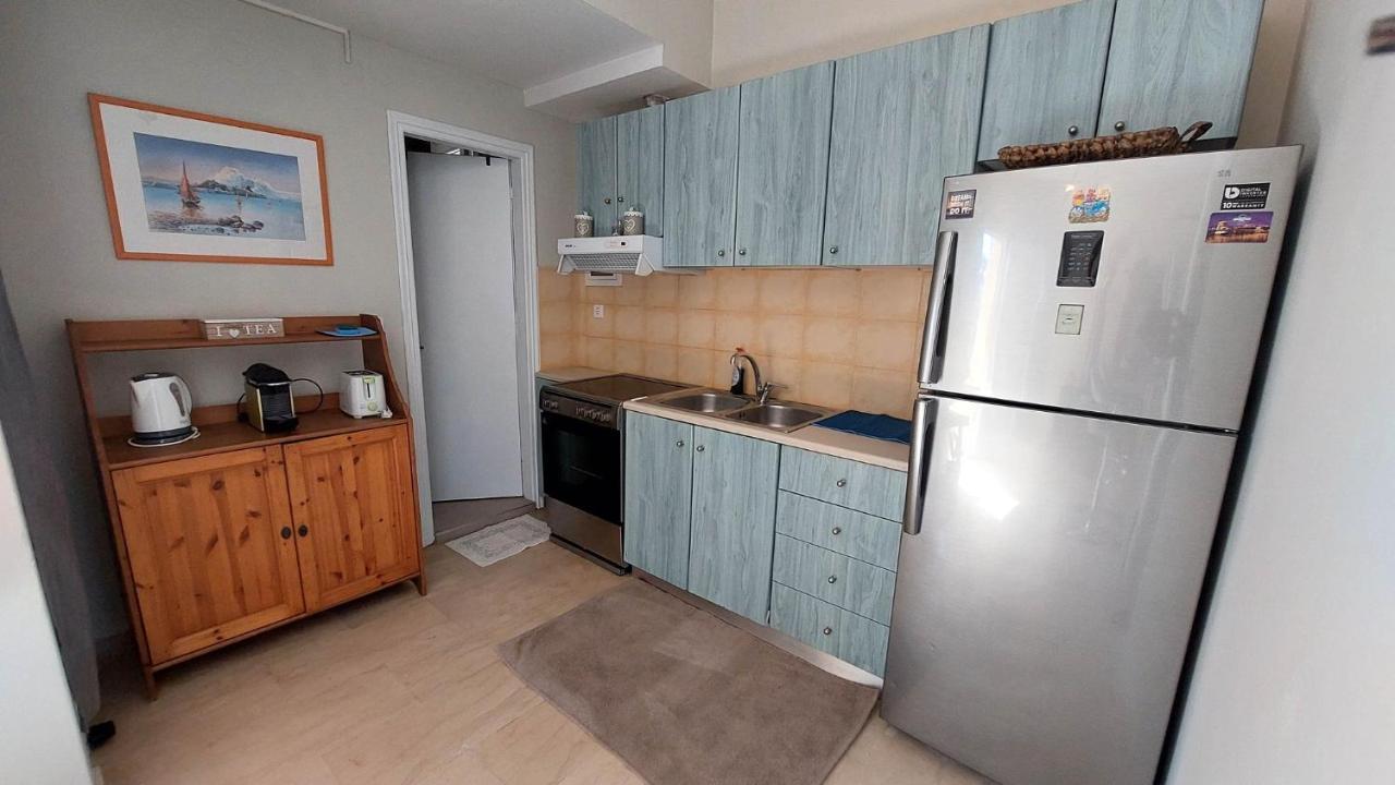 Alex Apartment ペラマ エクステリア 写真